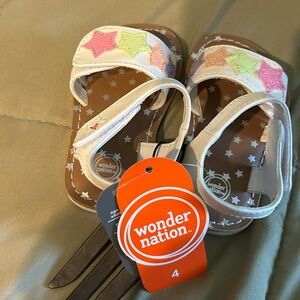 Kids sandals- size 4